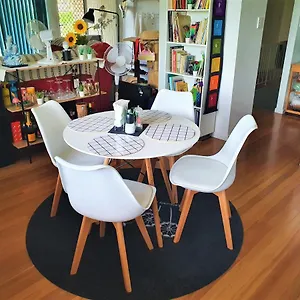 Homestay Amazing Location-private In A Share House-2 Available!!, Brisbane